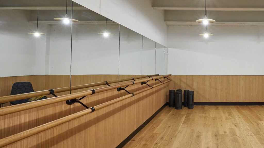 The Barre & Beam s23